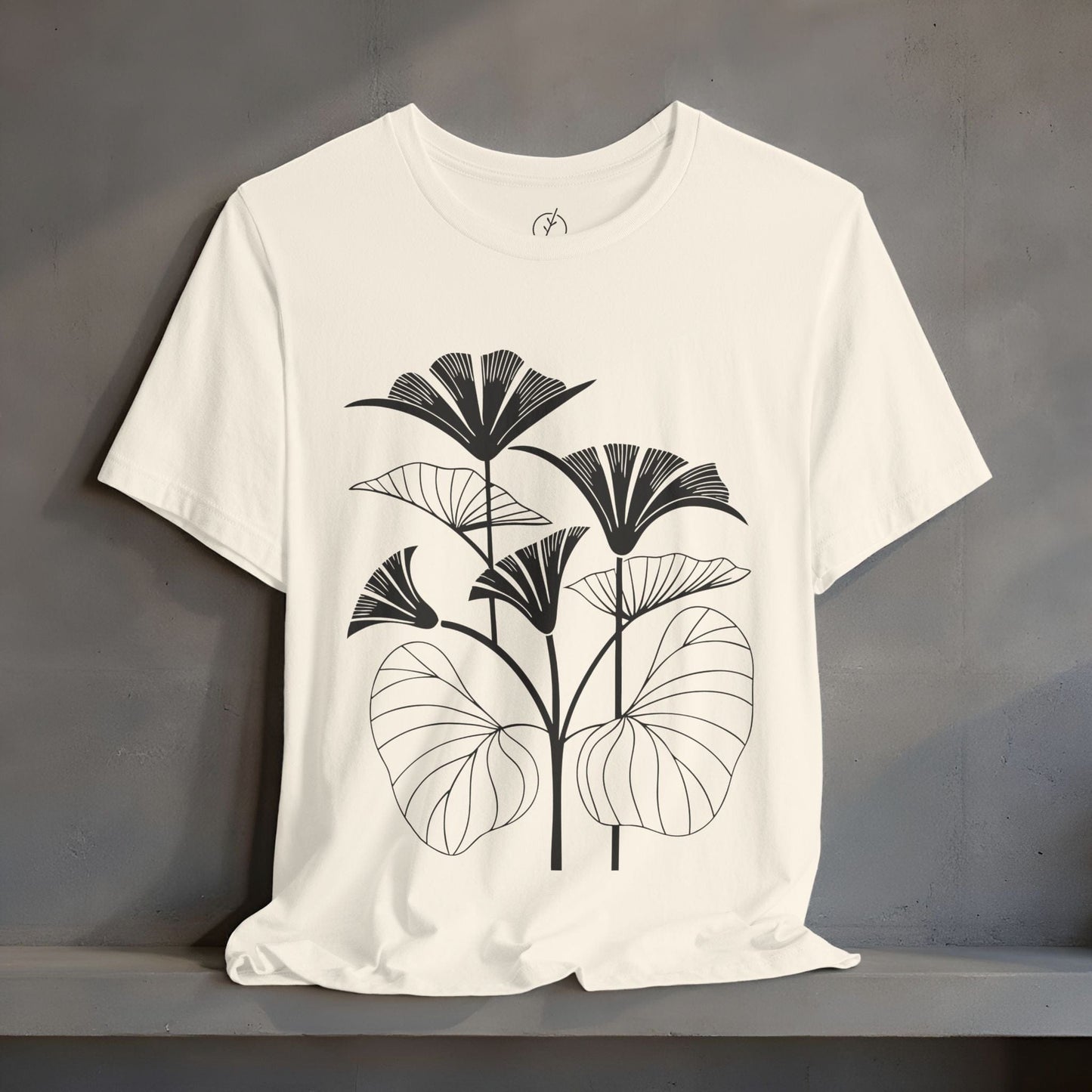 Fanflower Line Garden T-Shirt